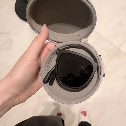 Kính Mắt Gấp Gọn Form Vuông Nam Nữ Hàn Quốc, Mắt Kính Râm Du Lịch Thời Trang Đi Biển Unisex ( tặng hộp đựng kính )