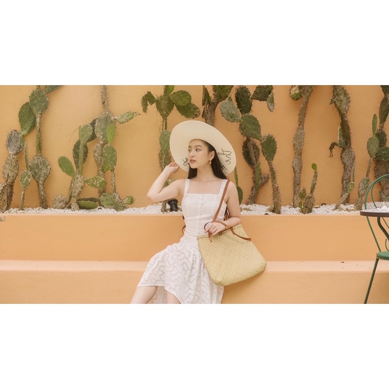 Đầm trắng maxi Ceci Cela