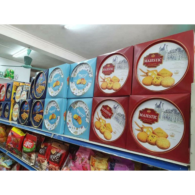 Bánh Quy Bơ Majestic Hộp Thiếc 382gr - kèm túi giấy