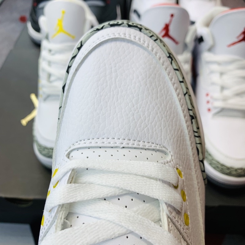 Giày thể thao sneaker jordan 3 laser orange da lộn hàng TC