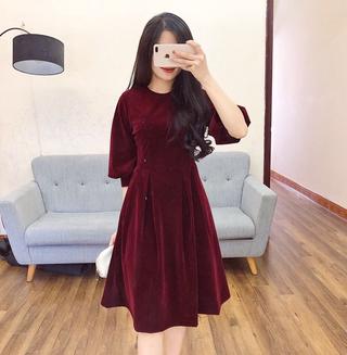 Váy nhung đỏ