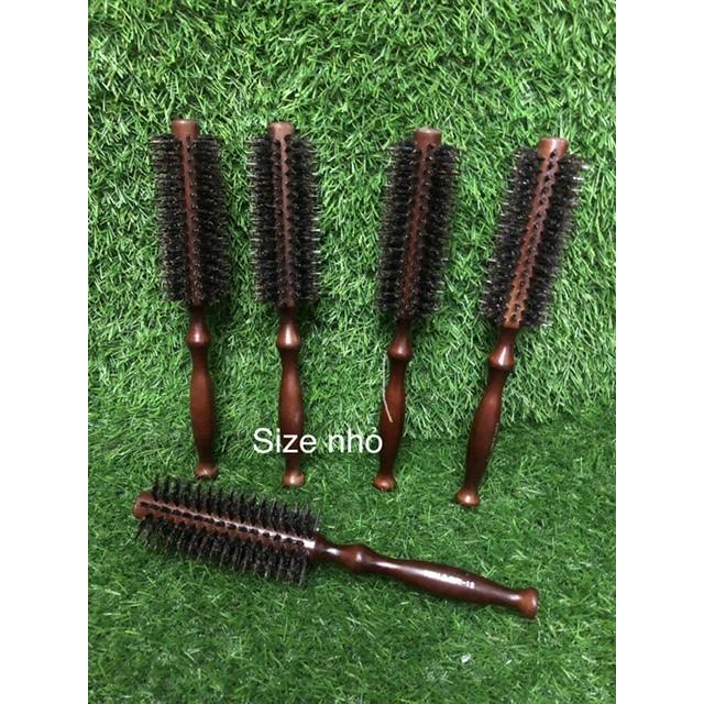 Lược tròn chải tóc và tạo kiểu phồng tóc
