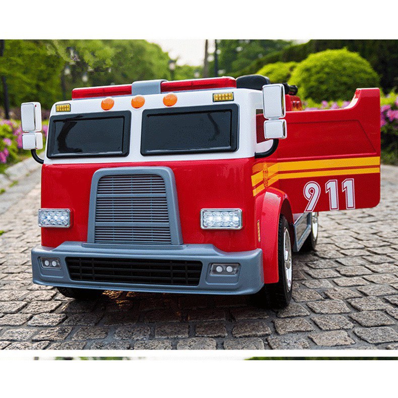 Ô tô xe điện đồ chơi cứu hỏa LL-911 cho bé mô hình xe 2 ghế da 4 động cơ (Đỏ-Đen)