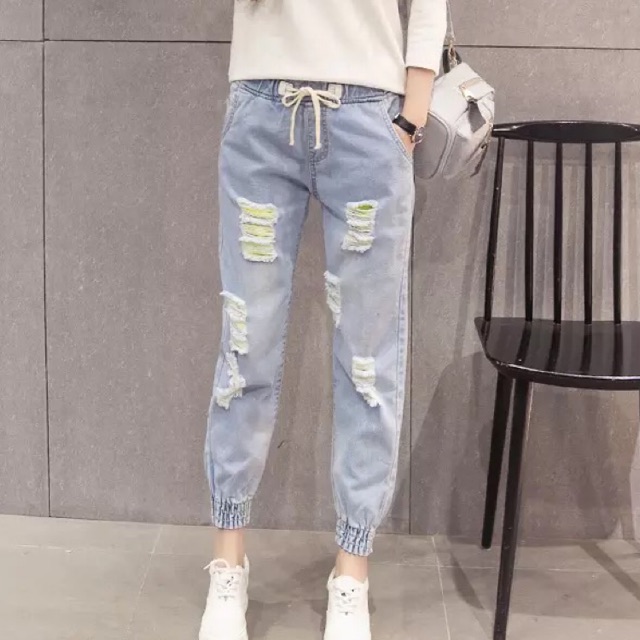 Quần bò nữ baggy