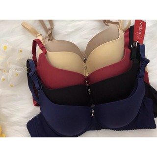 Áo ngực Lotus 1051 có gọng, mút vừa, nâng ngực