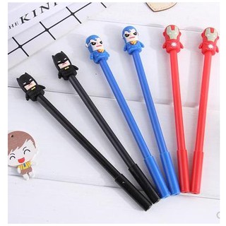 Bút bi nước gắn hình siêu anh hùng