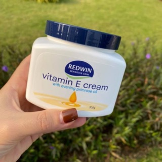 Kem dưỡng ẩm da mềm mịn redwin vitamin e cream namcon27