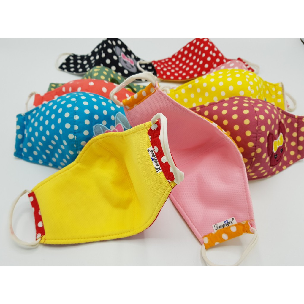 Khẩu trang vải hình chấm bi xinh xắn cho bé gái từ 5-10 tuổi KT070508 | BigBuy360 - bigbuy360.vn