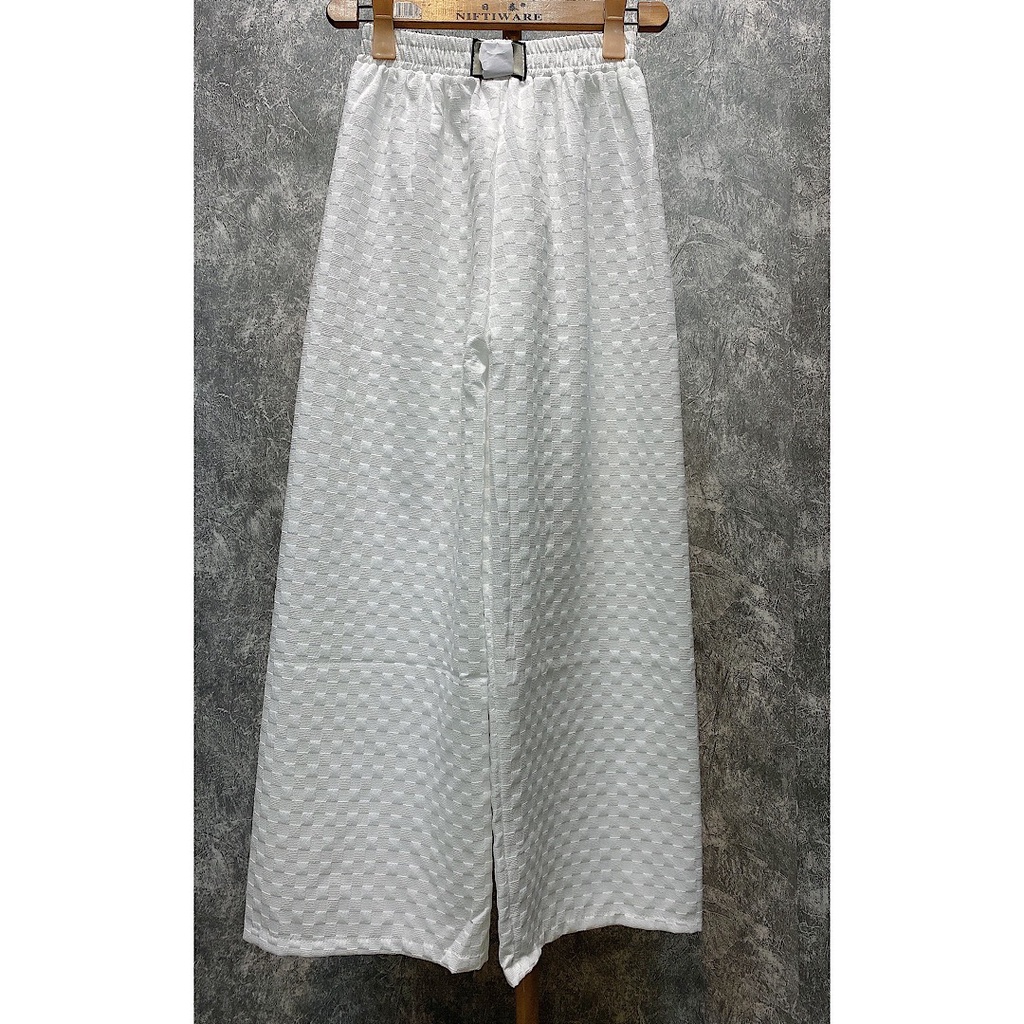 QUẦN SUÔNG TRƠN XỐP Q8