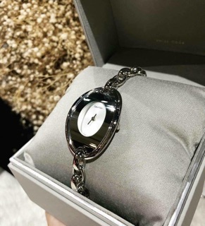 Đồng hồ Nữ dáng lắc