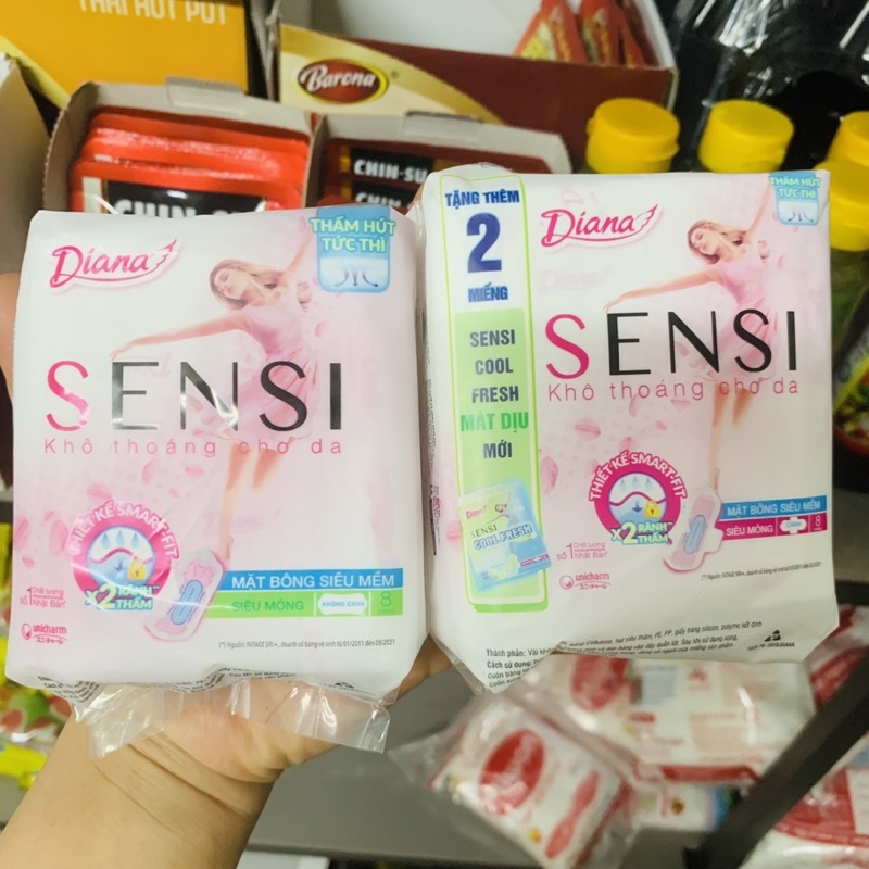 GÓI 8 MIẾNG BĂNG VỆ SINH DIANA SENSI KHÔ THOÁNG CHO DA CÁNH/KHÔNG CÁNH