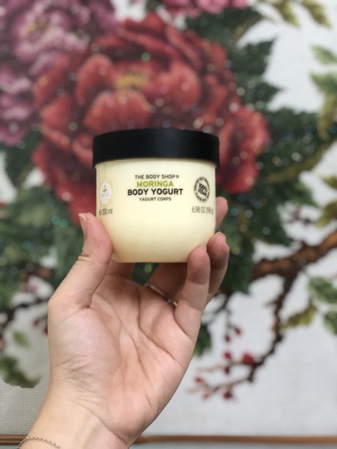 Sữa chua Dưỡng thể The Body Shop Moringa hoa chùm ngây Rose Hoa hồng Almond hạt hạnh nhân Body Yogurt 200ml | BigBuy360 - bigbuy360.vn