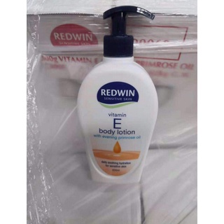 Kem dưỡng da mềm mịn REDWIN Vitamin E Úc chai có vòi 400ml