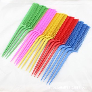 Lược rẽ ngôi đầu