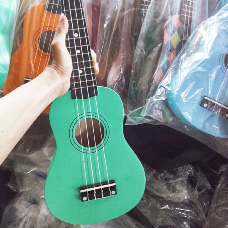 Ukulele Màu Xanh Trơn