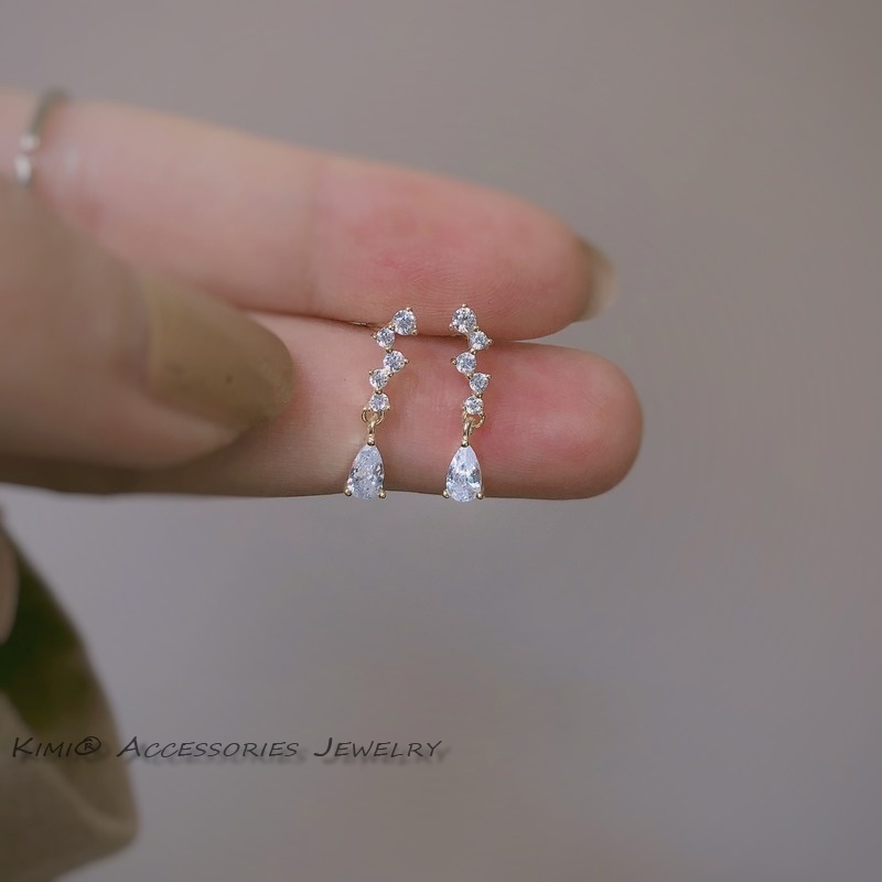 Khuyên Tai Nữ Bộ Khuyên Tai Xỏ Lỗ Hình Giọt Nước Mini Đính Đá Zircon Không Gây Dị Ứng Thời Trang Cho Nữ Và Trẻ Em