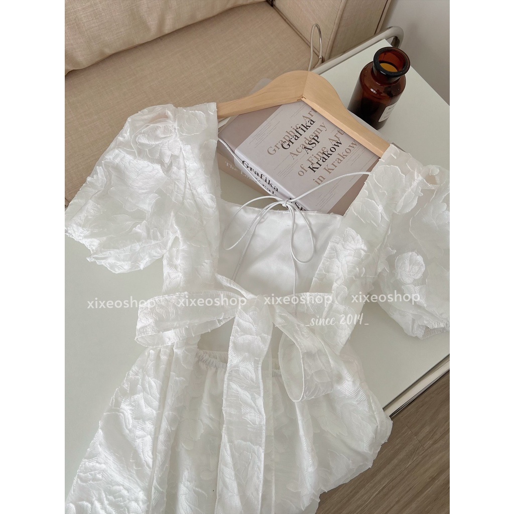 [Hàng chất lượng cao] Váy trắng dự tiệc, đầm tay bồng hở lưng thắt nơ công chúa xixeoshop - v83