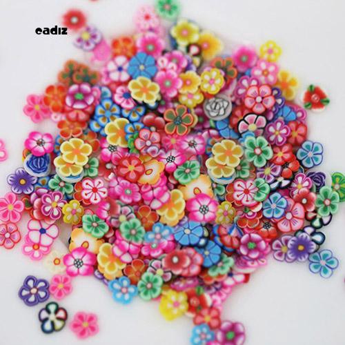 Bộ 1000 phụ kiện hình bông hoa dùng dán móng tay xinh xắn