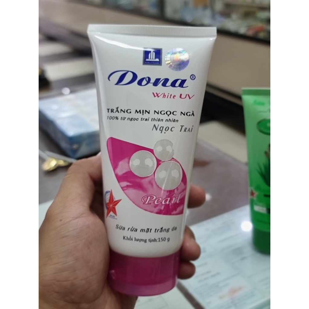Sữa rửa mặt Dona