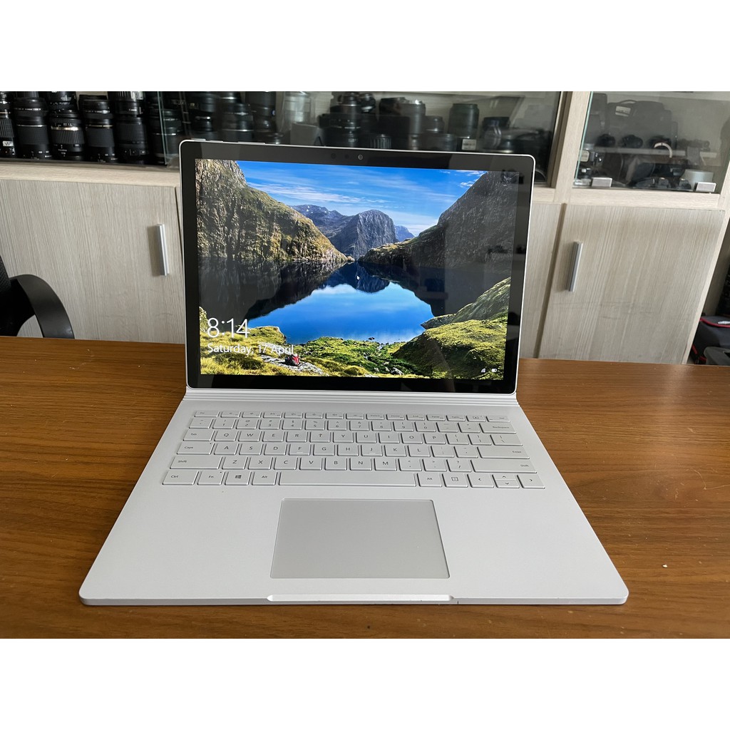 Máy tính Laptop Surface Book 2/ Core i5-8350U/ Ram 8GB/ SSD 256GB