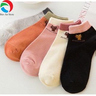 Tất nữ cổ ngắn hình mèo Miu Miu