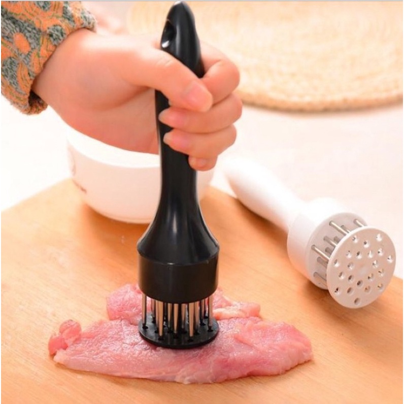 Dụng Cụ Dầm Mềm Thịt tiện dụng Trong Chế Biến Món Ăn