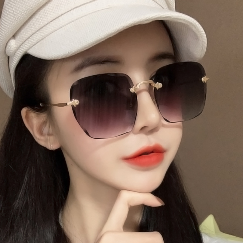 Kính Mát Gọng Vuông Chống Tia Uv400 Thời Trang Hàn Quốc