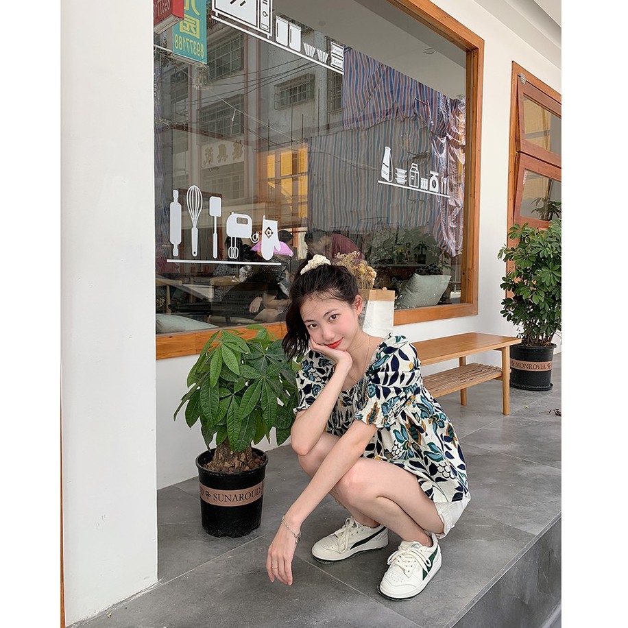 [GIÁ SỐC] Áo croptop nữ họa tiết hoa phong cách croptop cổ vuông ngắn tay, tay phồng búp bê