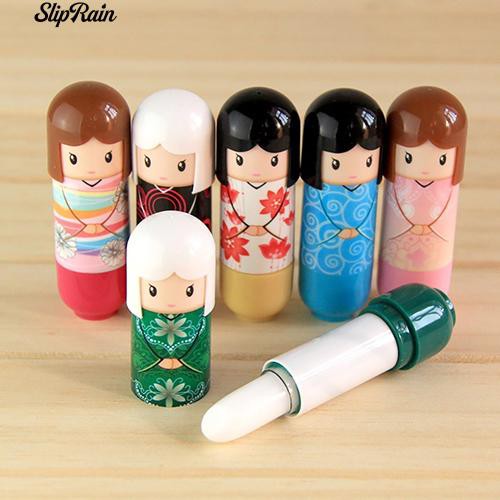 Son dưỡng môi trong suốt dưỡng ẩm tái tạo môi thiết kế vỏ son hình búp bê Nhật Bản độc đáo