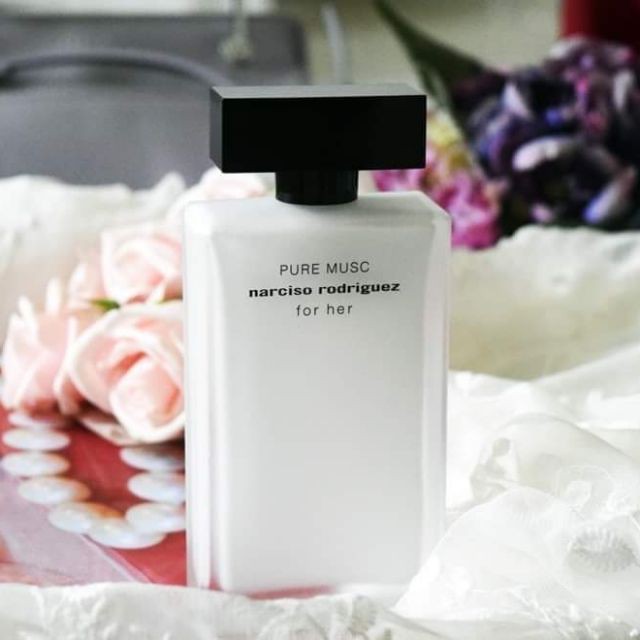 Nước hoa Pure Musc Narciso Rodriguez For Her Trắng 50ml - Sức lôi cuốn đỉnh cao từ Xạ Hương & hoa trắng - Hàng có sẵn