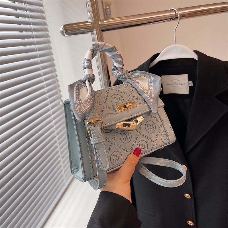 Túi Đeo Chéo Vai Bằng Lụa Thời Trang Đơn Giản Cho Nữ