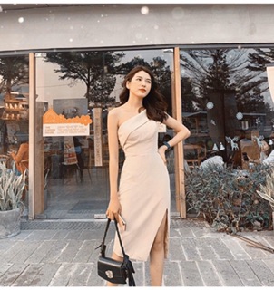 ĐẦM NUDE LỆCH VAI XẺ TÀ (KÈM HÌNH THẬT)