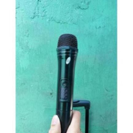 Loa K108 Tặng Mic Hát Karaoke Không Dây Loa Gỗ Bass 25cm có Tay kéo Vali - Loa K108