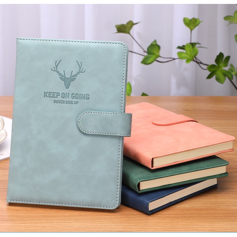 Sổ tay A5 bìa da PU ghi chép mẫu hươu chất lượng có quai cài độc đáo JH23-188