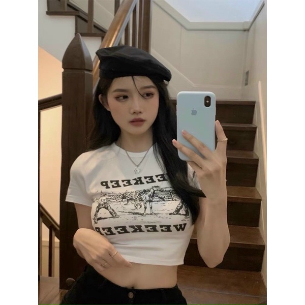 Áo CropTop In WEEKEEP