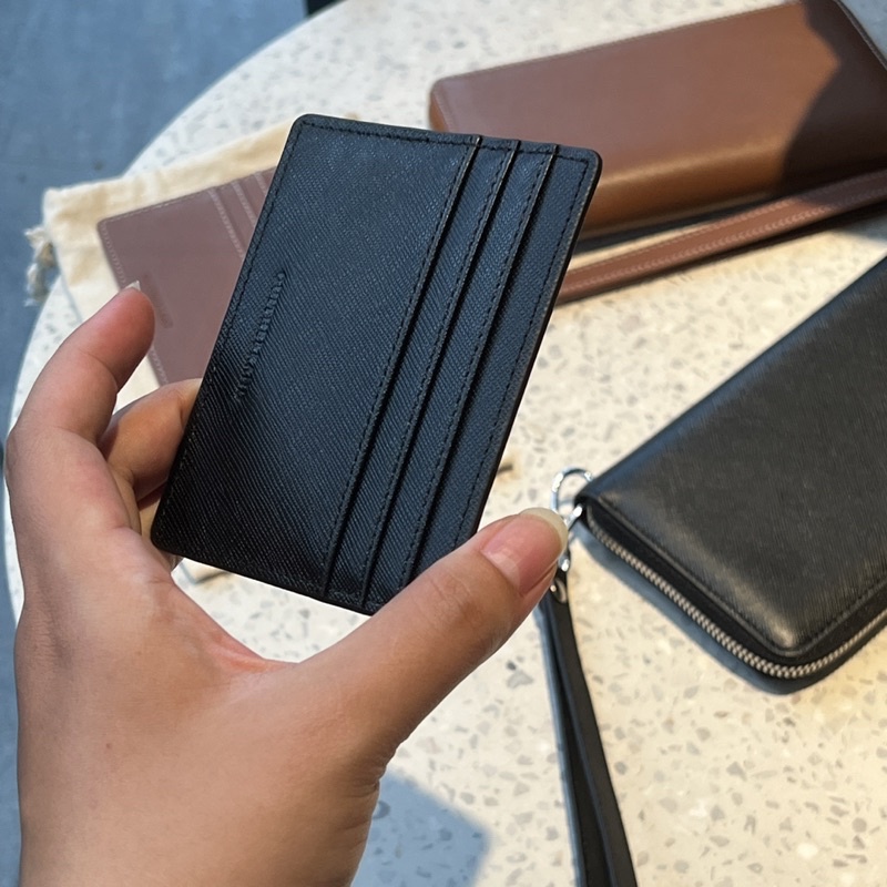 Hayato Zipper Wallet - Ví Dài Saffiano Dây Kéo - Tặng kèm Dây Keychain &amp; Card Holder