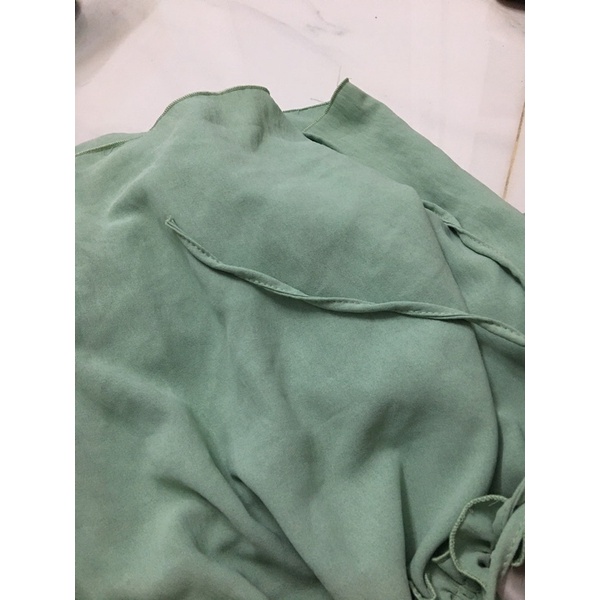 Áo trễ vai nhún tiểu thư sang chảnh