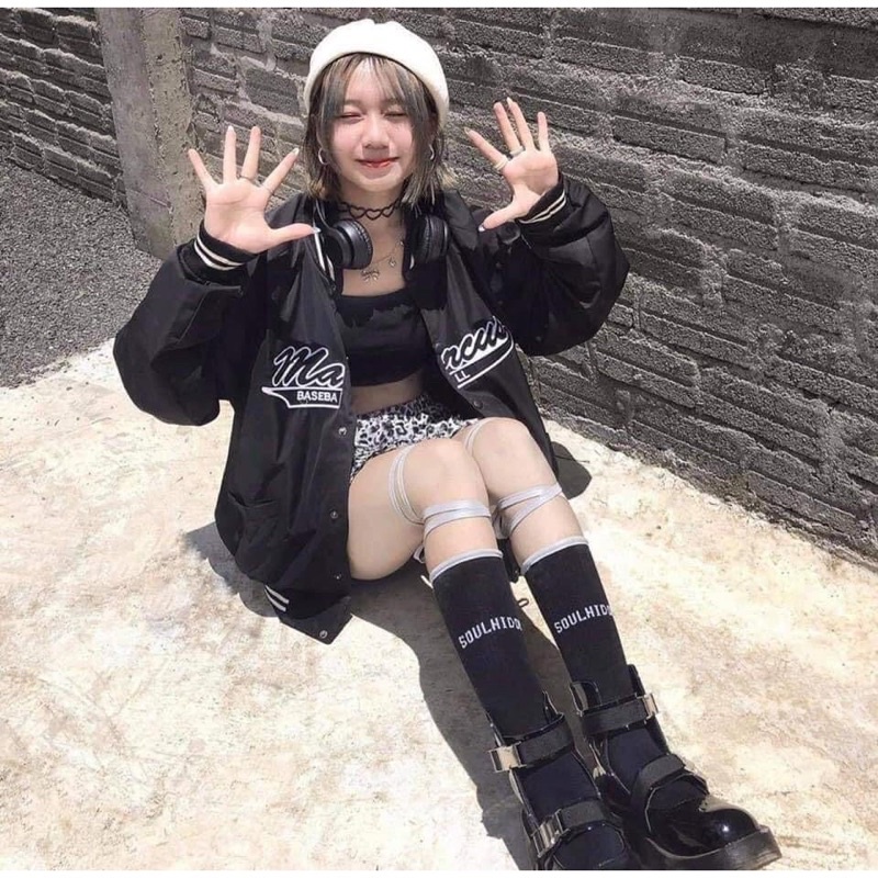 Áo khoác bomber nữ, thể thao ulzzang in macus áo sweater nỉ bông kiểu dáng thể thao form rộng unisex