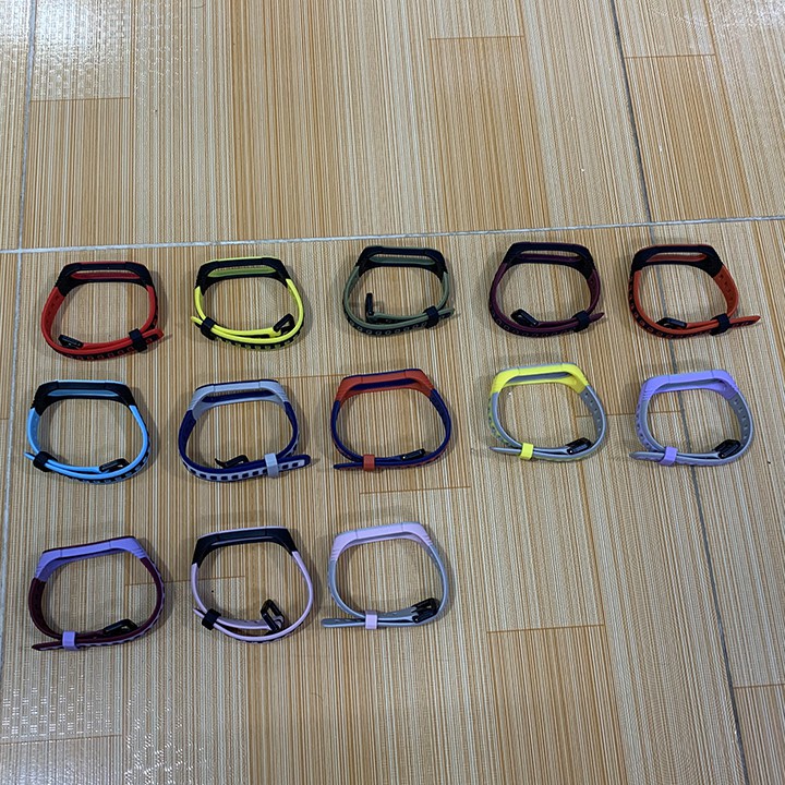 Vòng đeo thay thế Xiaomi Miband 3 / 4 / 5 Thể thao Khóa gài kim chống sốc nhiều màu lựa chọn