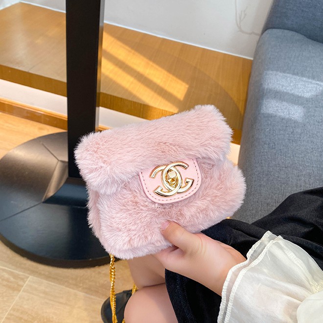 Túi xách đeo chéo phong cách thời trang dành cho bé gái