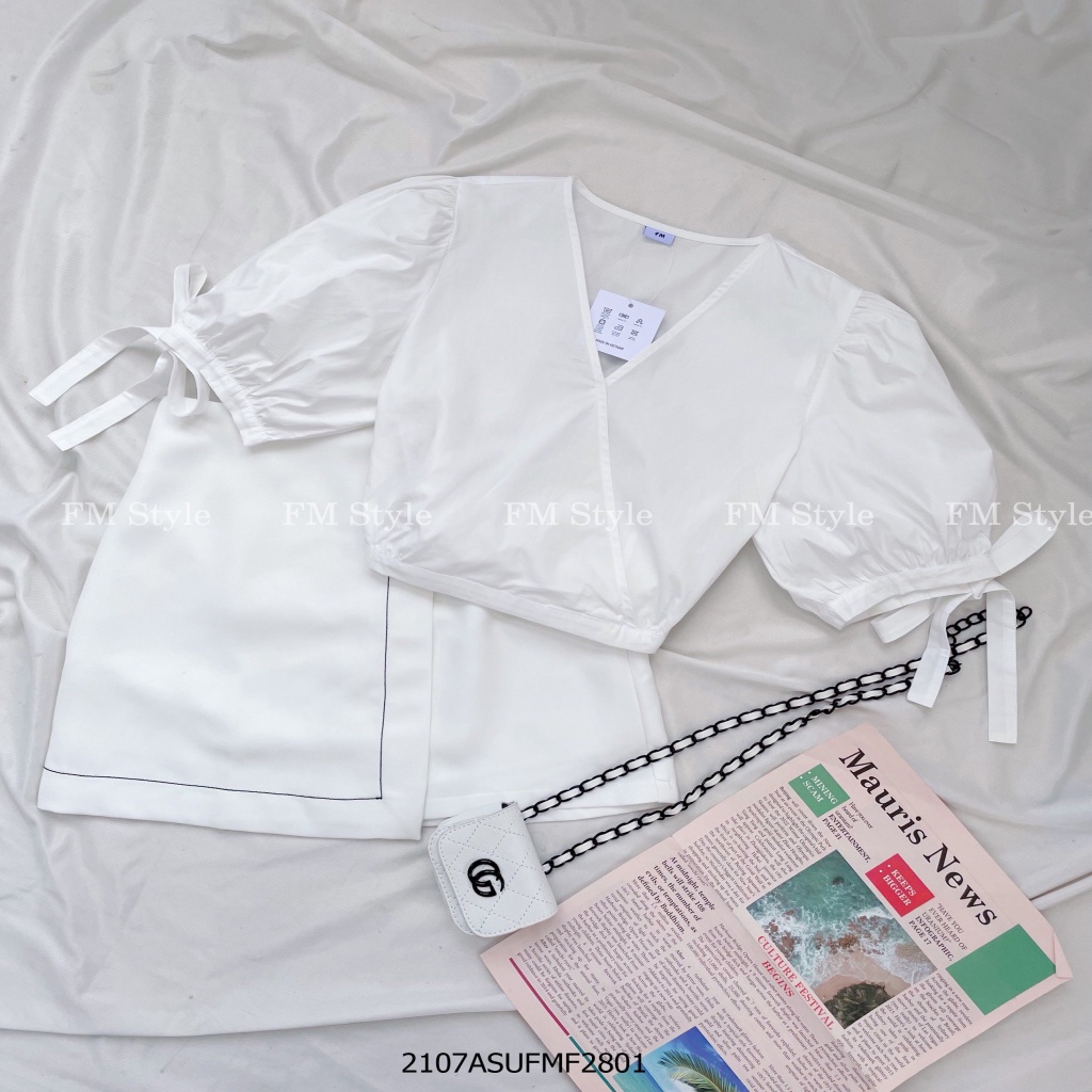 Áo kiểu nữ FmStyle cổ tim tay bo croptop 5 màu siêu xinh phong cách bánh bèo 5 màu siêu xinh 210728415