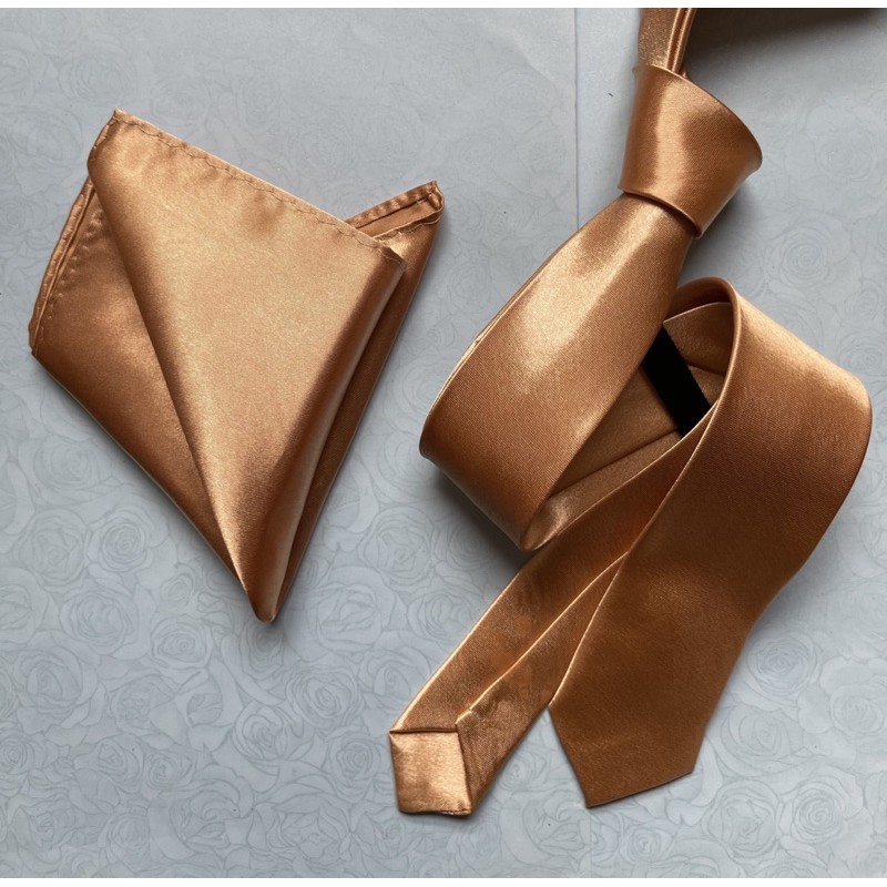 Set Cà vạt bản nhỏ và Khăn áo vest