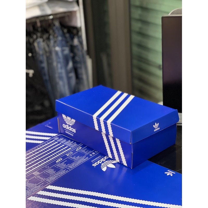 Hộp giày Adidas cao cấp siêu cứng size 30X20.5X12CM màu xanh