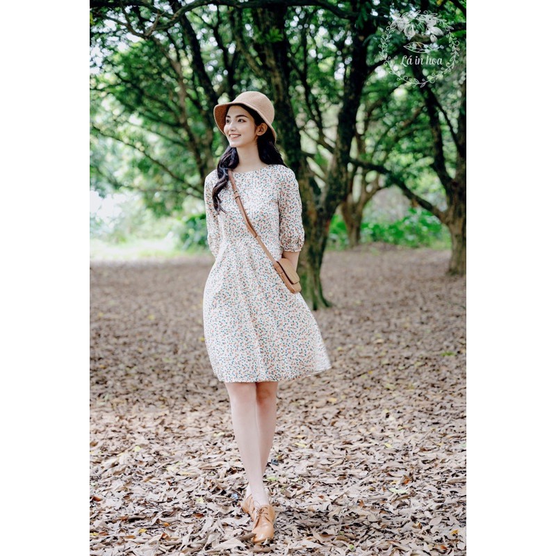 [Mã SKAMSALEP6 giảm 10% tối đa 100K đơn 150K] Váy be hoa cam tay phồng nhún | BigBuy360 - bigbuy360.vn