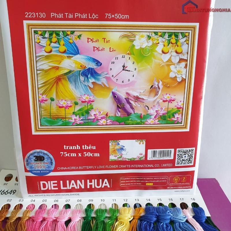 Tranh đính đá, tranh thêu chữ thập đồng hồ cá phát tài phát lộc 75cm x 50cm