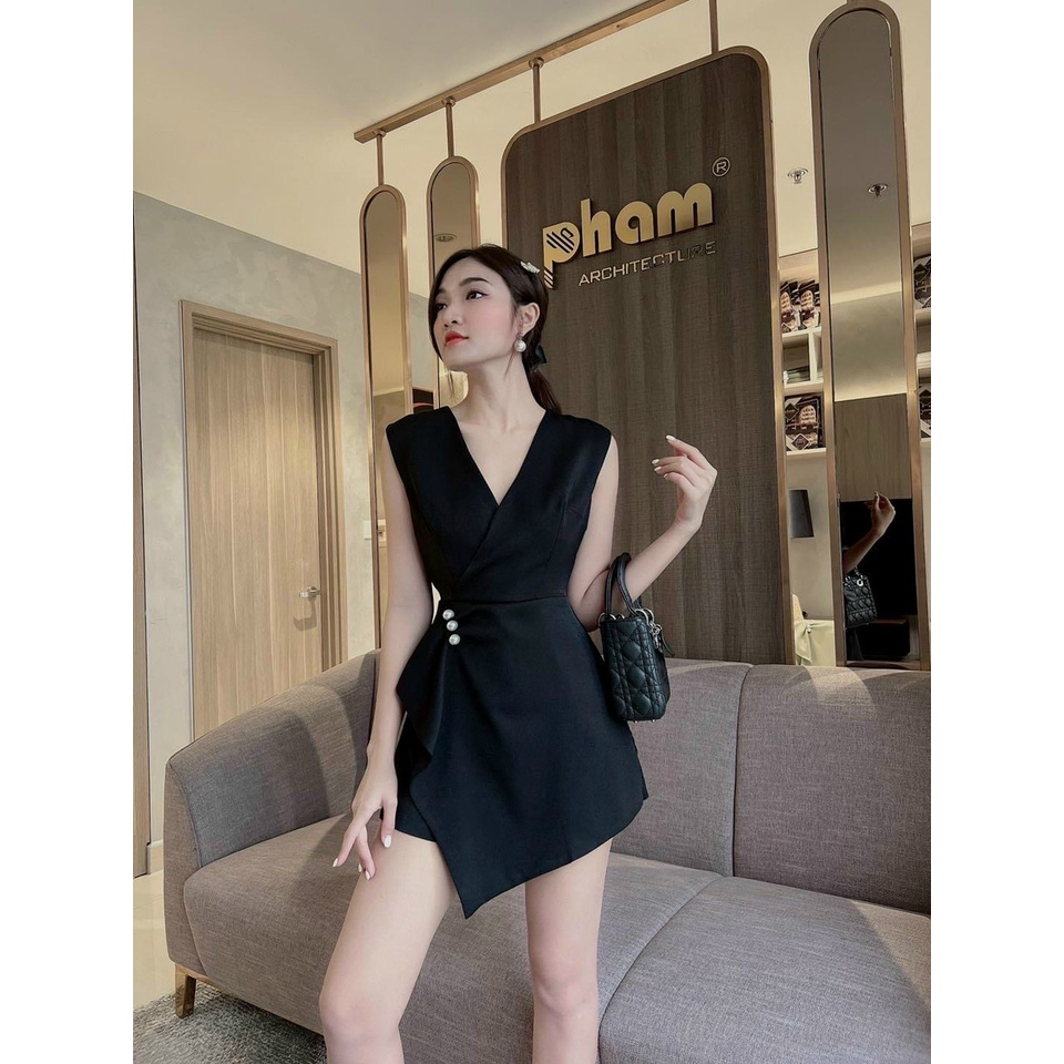 Jumsuit nữ ba lỗ cổ chữ V đính nút ngọc eo xinh xắn, sang chảnh dành cho các nàng đi chơi, đi làm
