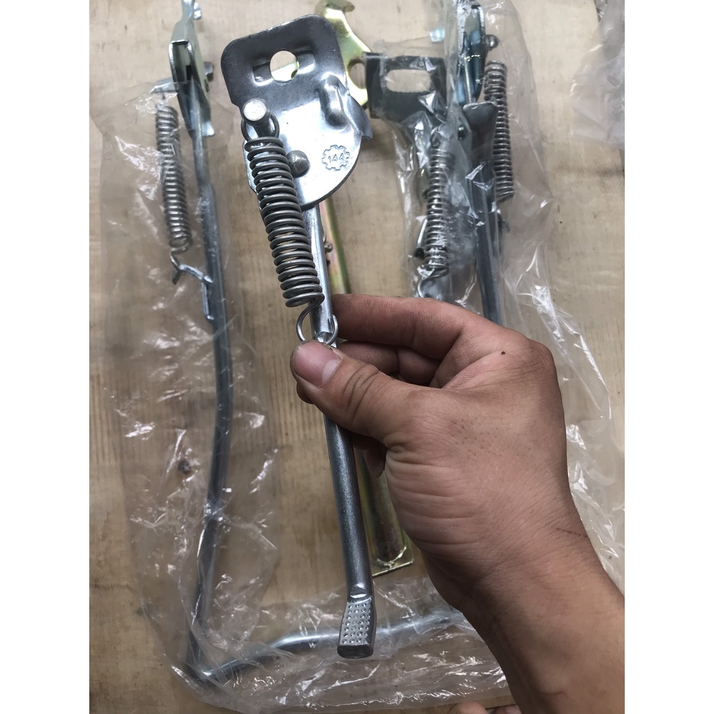 Chân chống xe đạp các loại xe mini , cào cào , xe thồ , xe trẻ em