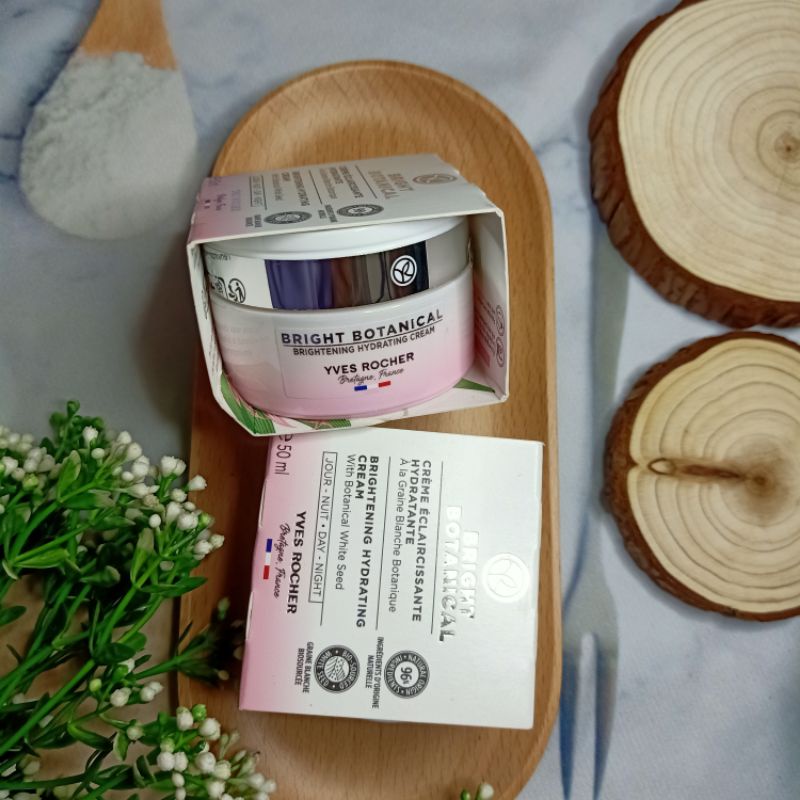 Mẫu mới Kem Ngày đêm White Botanical Yves Rocher