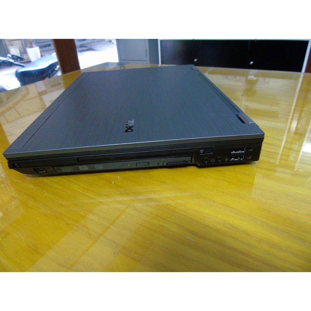 Laptop DELL LATITUDE E6410 I7-620M / RAM 4GB / HDD 250GB / MÀN 14.1″ LED / VGA INTEL HD GRAPHIC