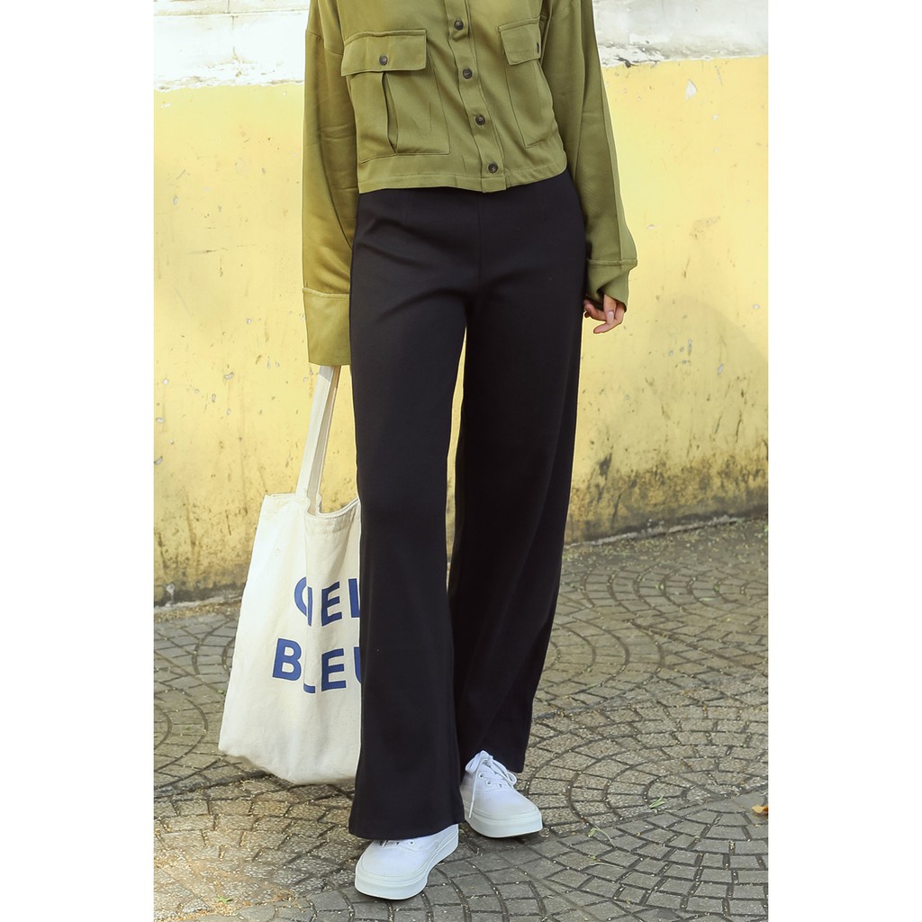 Quần tây nữ dáng suông thời trang GAGO high waist straight pants màu đen GO3370 | BigBuy360 - bigbuy360.vn